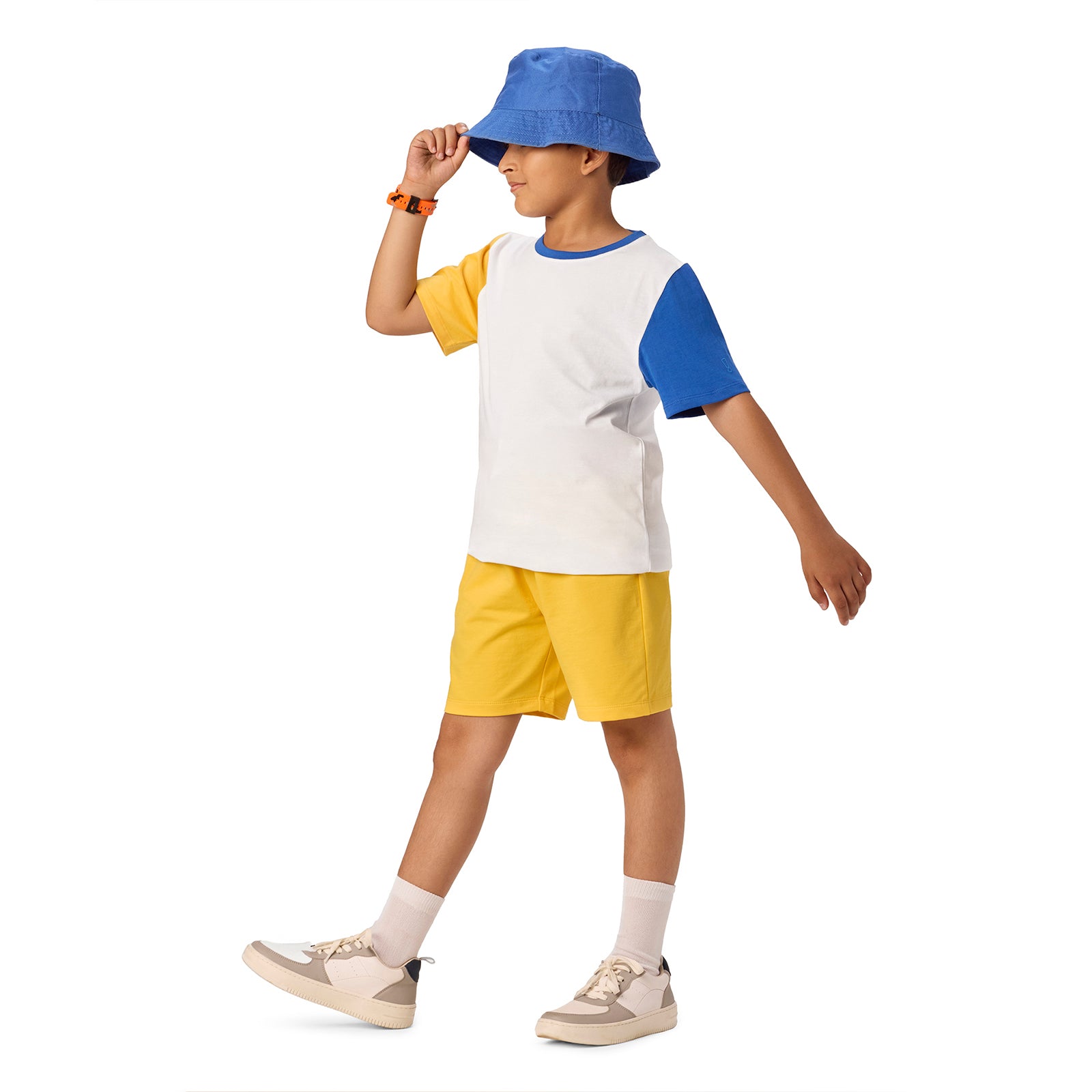 White T-shirt & Yellow Shorts Set